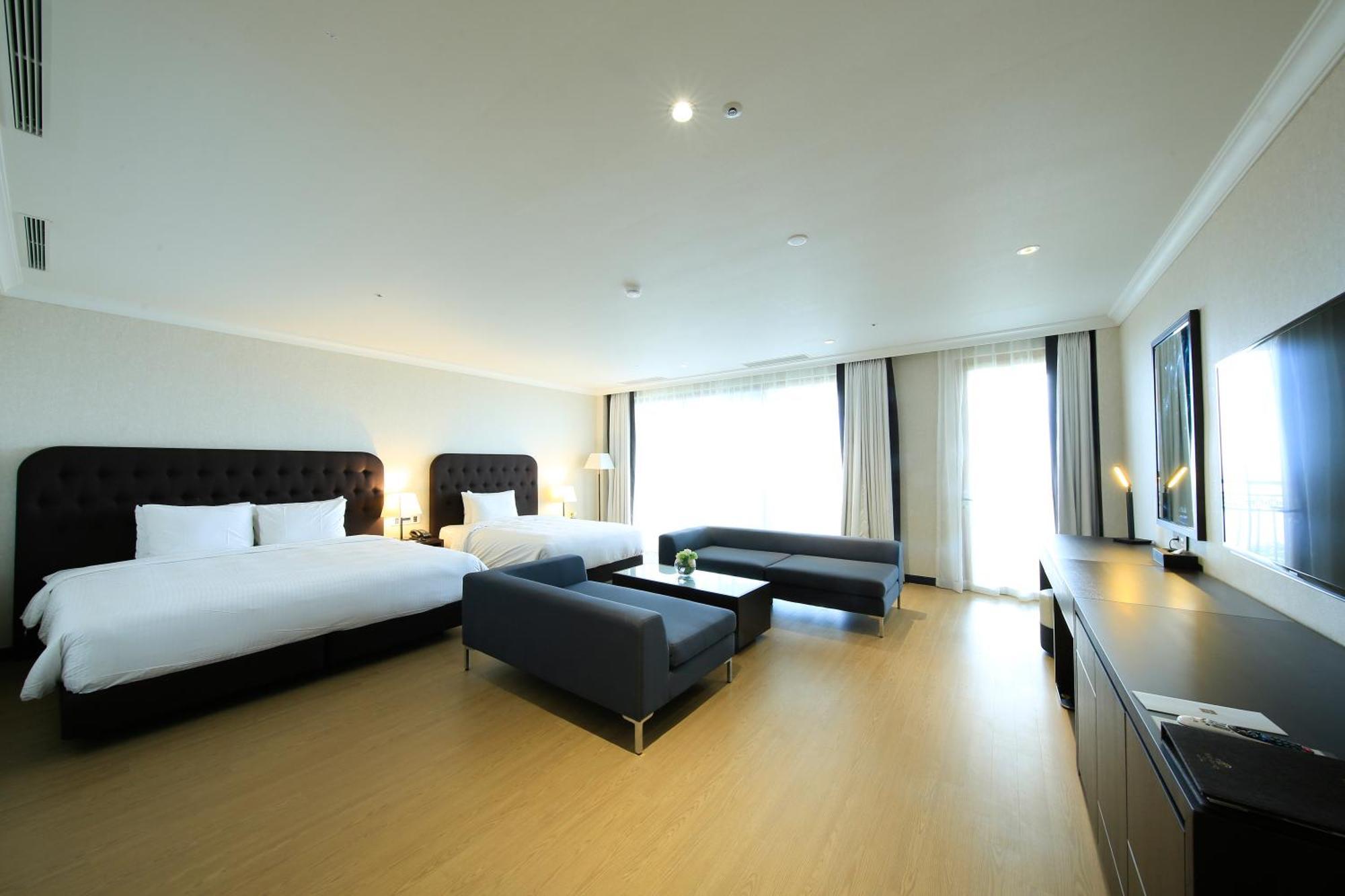Jeju Booyoung Hotel & Resort Σεογκουίπο Δωμάτιο φωτογραφία